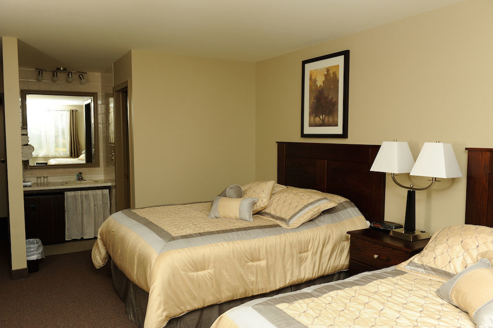 Hessenland Inn & Schatz Winery Zurich Екстер'єр фото